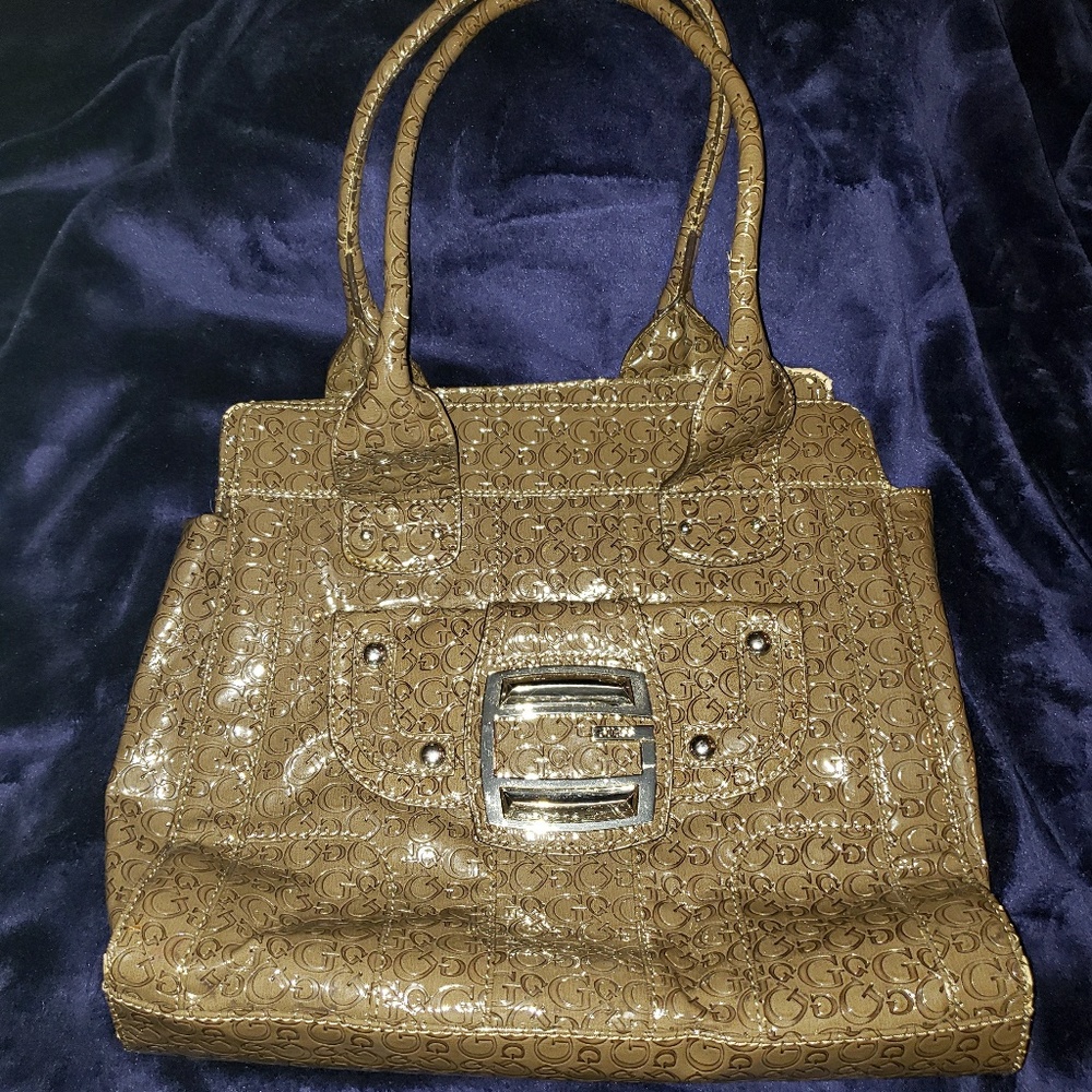 Guess purse